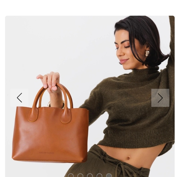 Portland Leather Goods Large Honey Raindrop Bag With Extras - Picture 8 of 14